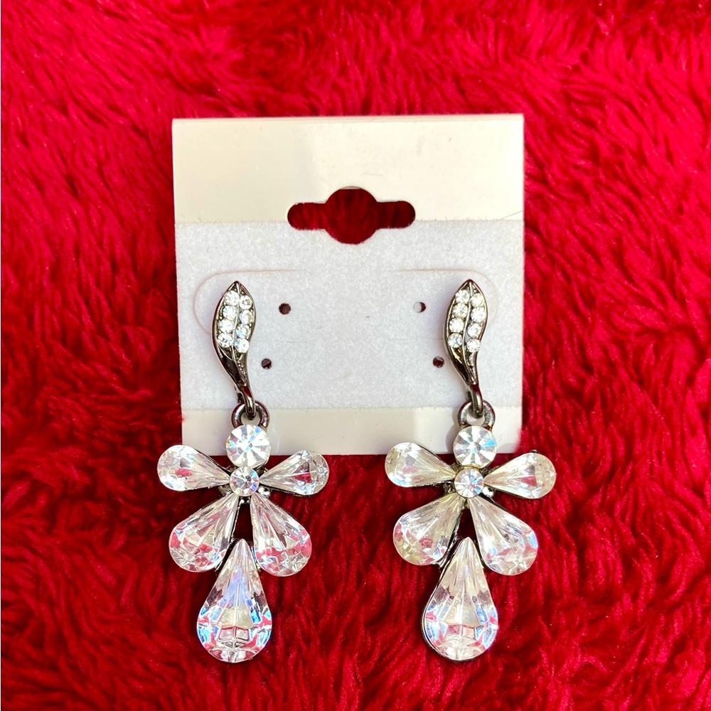 Sparkly Flower Earrings
